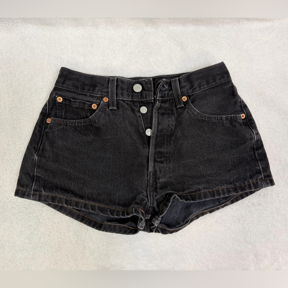 Levi Shorts